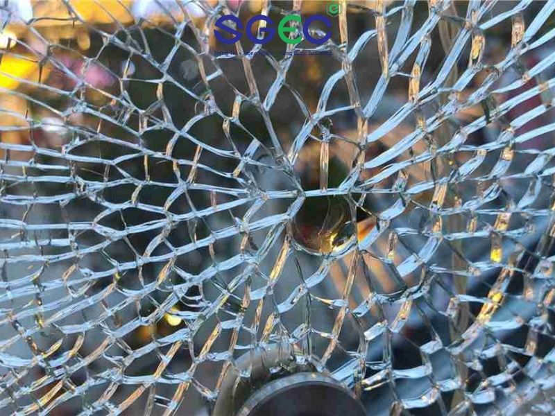 Kính Cường Lực Tự Vỡ